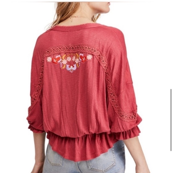 FINAL SALE Free People Serafina Sangria Floral Embroidered Crochet Boho Top M - Picture 3 of 11